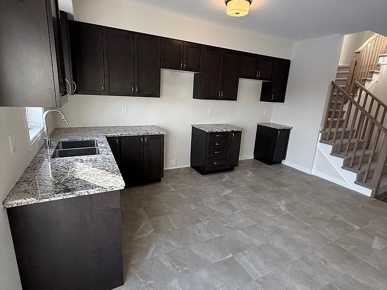 660 Colborne St W #158 — Photo 5