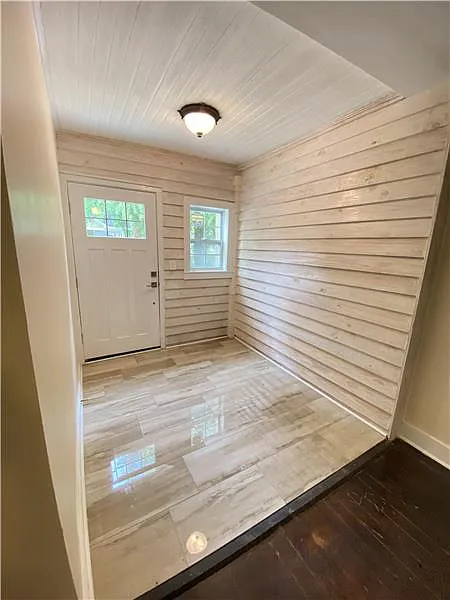 3 bed, 1565 sqft, $2,450 — Photo 3