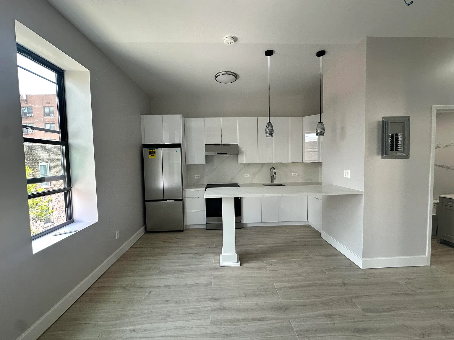 6901 3rd Avenue — Photo 1