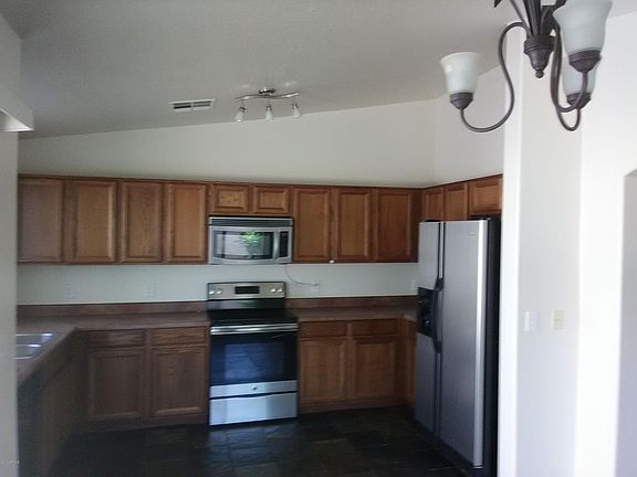 5th image of 7230 W Vista Ave