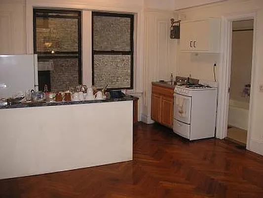 Rented by (Legacy) NY Quality Living Uptown | media 35