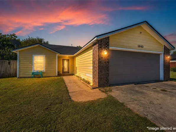 1440 Tumbleweed Dr, Springdale, AR 72764