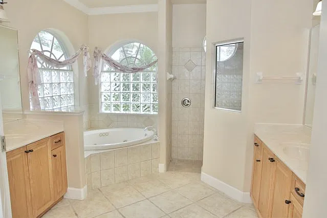 915 Starling Way — Photo 14