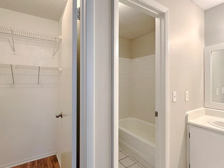 1500 Sophie Blvd #1 — Photo 3
