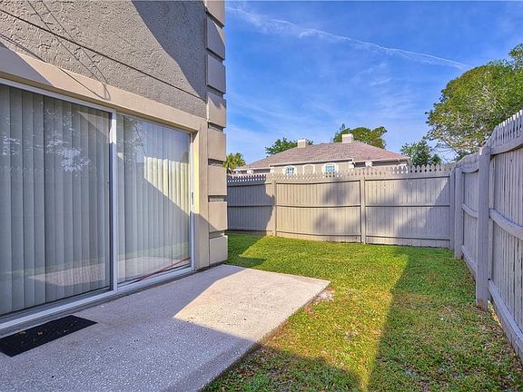 4th image of 14063 Notreville Way