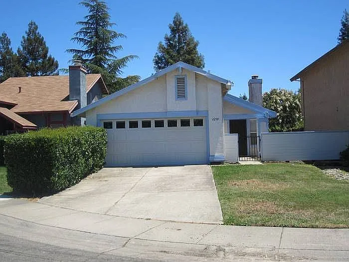 6258 Sun Dial Way photo 1