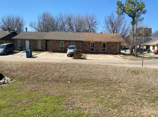 309 N Oaks Ave, Midwest City, OK 73110