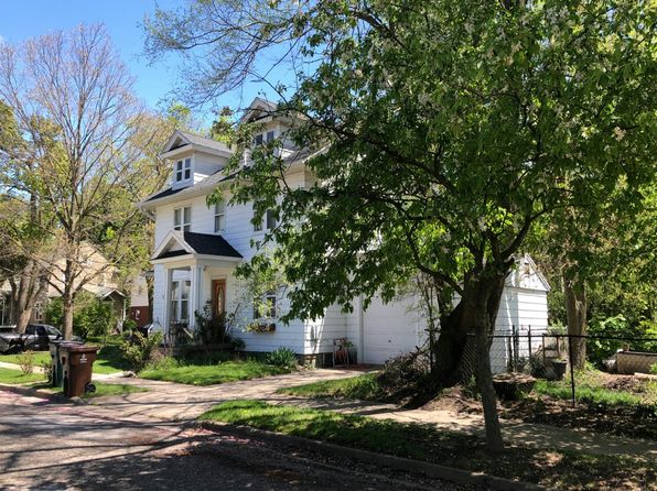 723 Britten Ave, Lansing, MI 48910