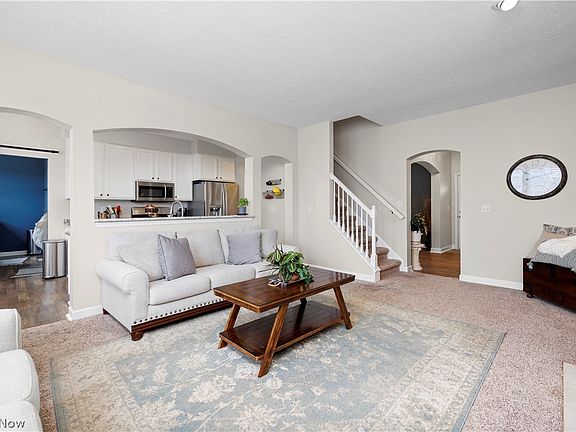 4th image of 37004 Chaddwyck Ln