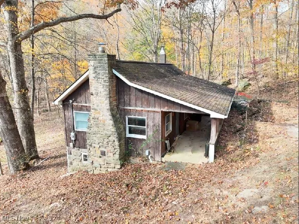 3521 Township Road 36, Glenmont, OH 44628