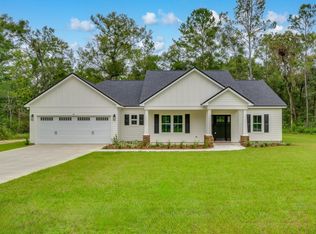 32 Getaway Ln, Crawfordville, FL 32327