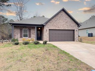 55 Ridgeview Cir, Jemison, AL 35085