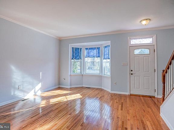 2nd image of 23 Candleridge Ct