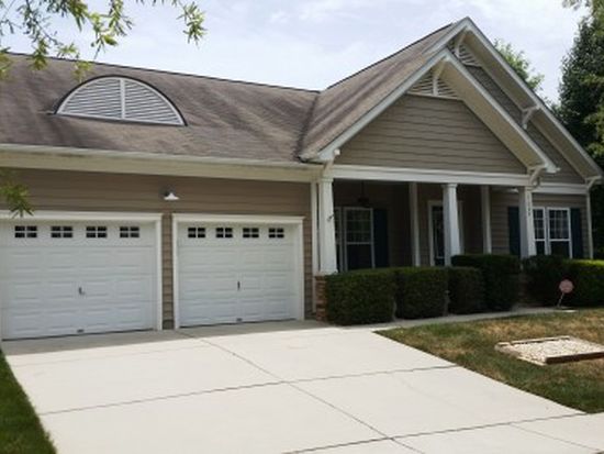 1249 Sarandon Dr, Matthews, NC 28104