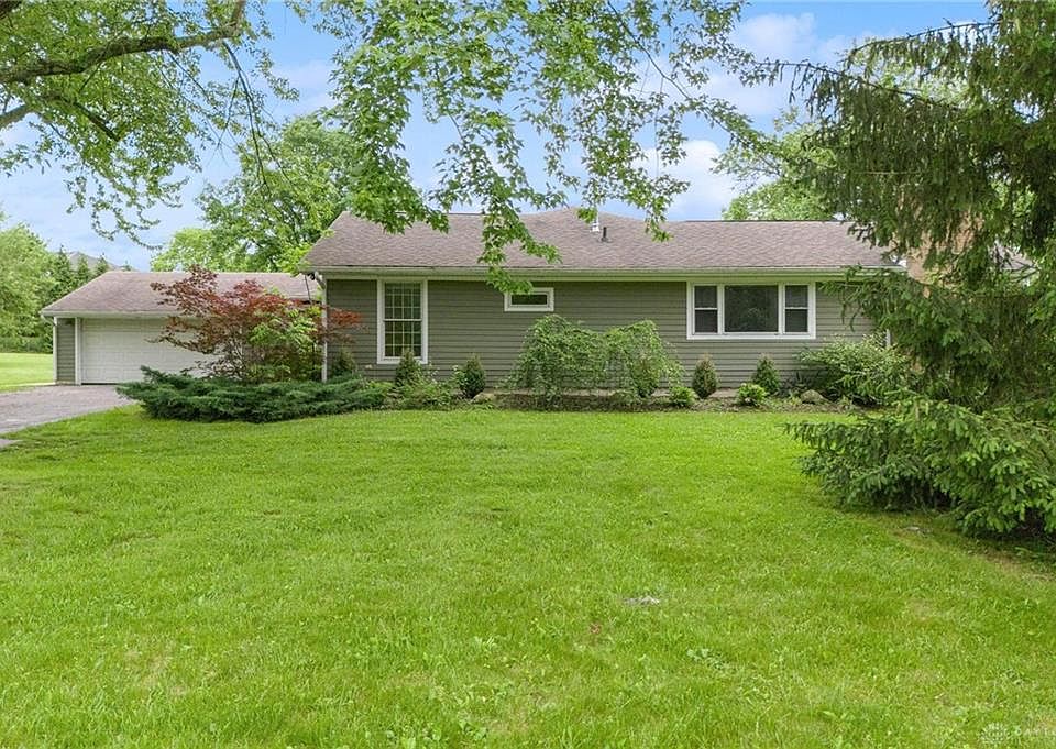 1198 W Social Row Rd, Dayton, OH 45458 Zillow