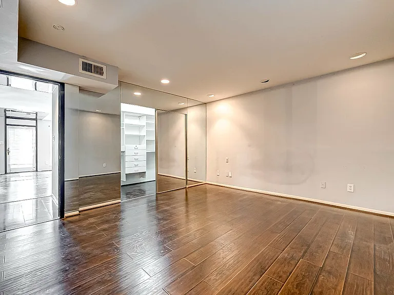 3910 McDuffie — Photo 41