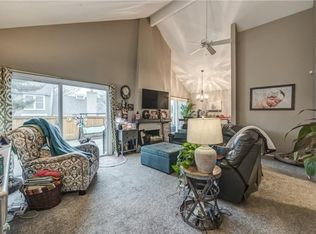 12205 W 79th Ter #1, Lenexa, KS 66215