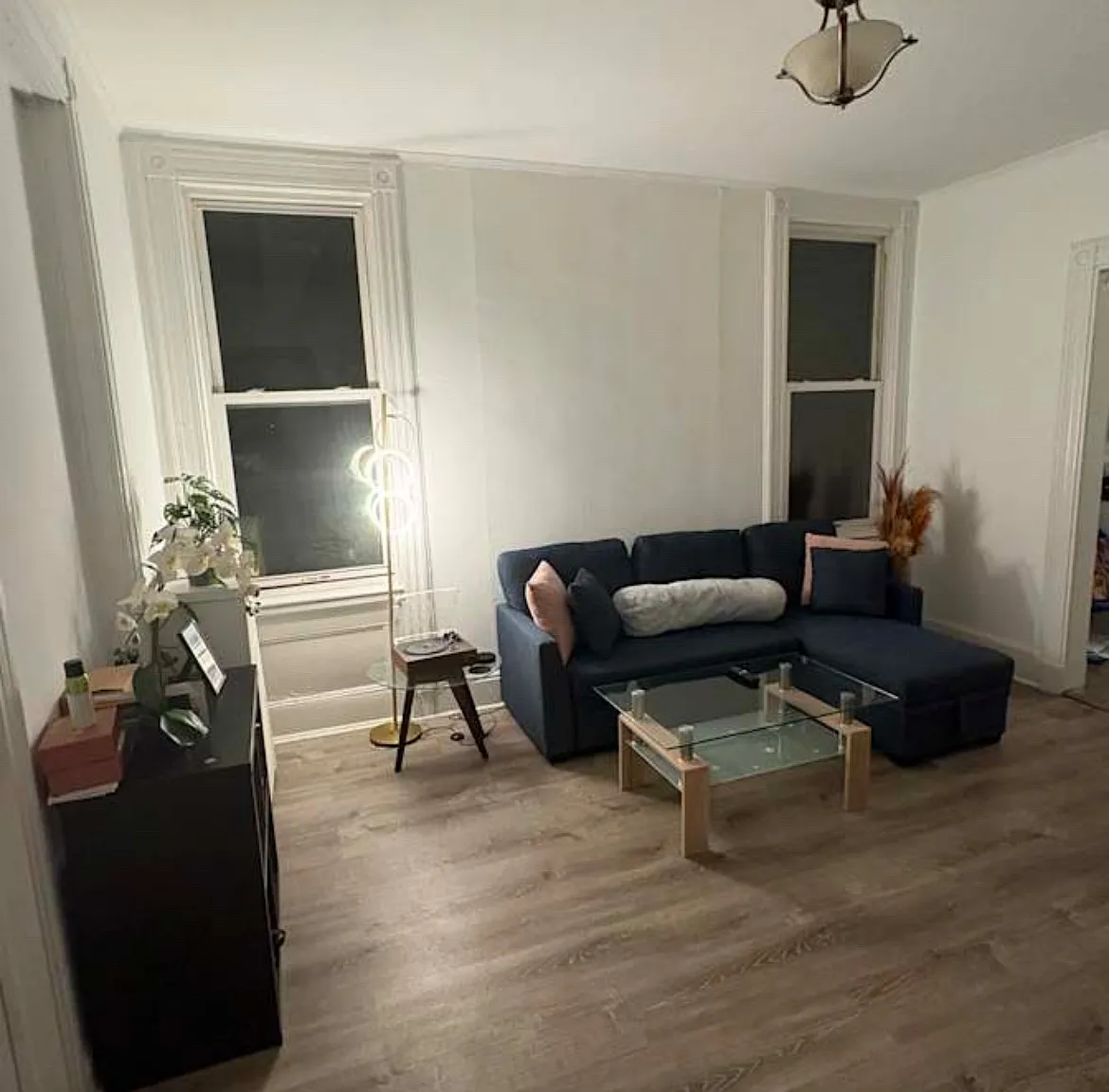 3 bed, $1,200 — Photo 4