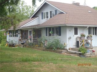 1901 Ward Rd, Lyndonville, NY 14098