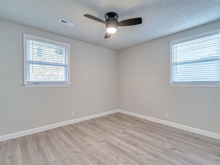 509A Raleigh Dr — Photo 10