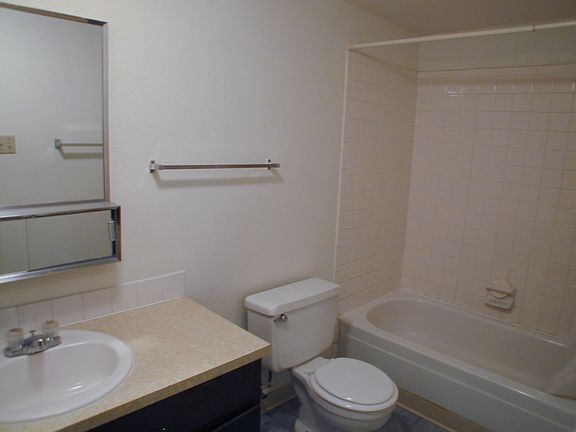 5th image of 4600-01 Hilltop Ave APT C2