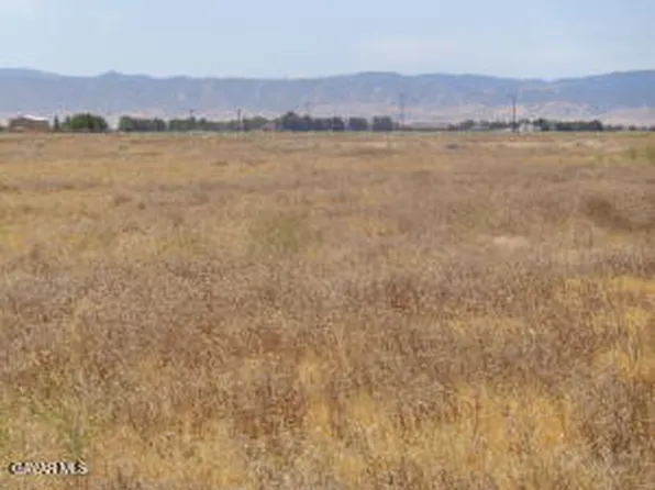 Avenue A6 Avenue Vic 78 Stw #A6, Lancaster, CA 93536