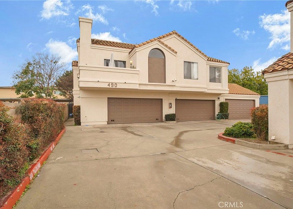 1st image of 490 Anderwood Ct APT 3