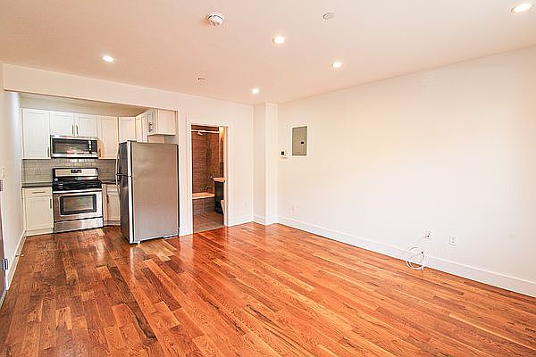 1st image of 226 Vernon Ave APT 2F