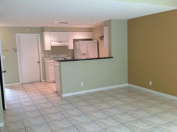 5th image of 1430 Barcelona Way #4-23