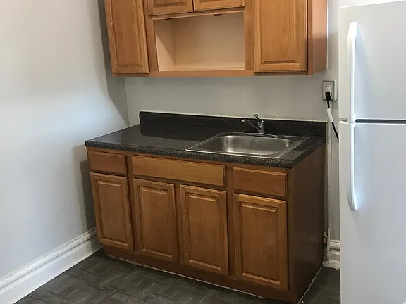 1 Bedroom at 372 Park Ave #2, East Orange NJ — photo 1