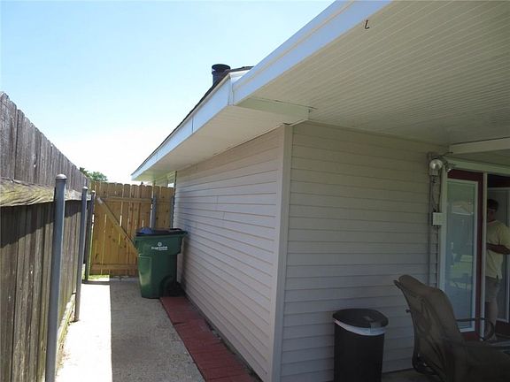5th image of 5121 Dueling Oaks Dr