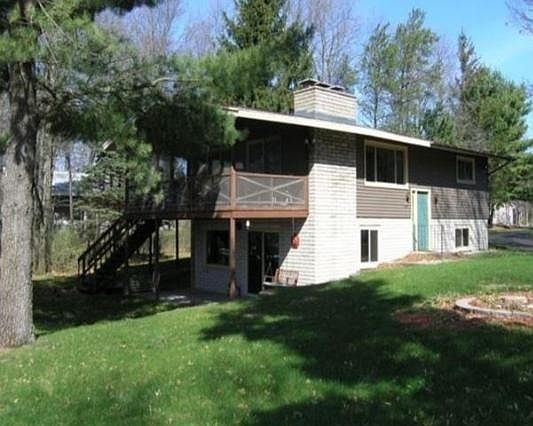 1st image of 977 Wellington Ct