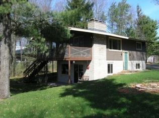 977 Wellington Ct, Nekoosa, WI 54457