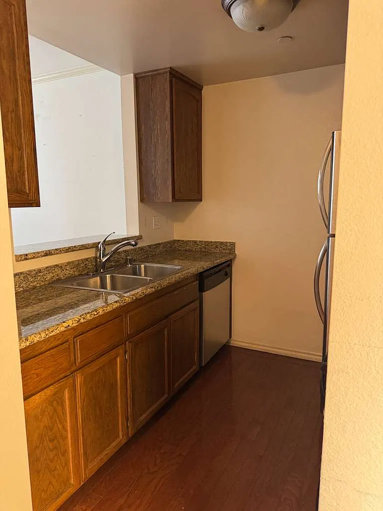 1 bed, 1194 sqft, $2,590 — Photo 4