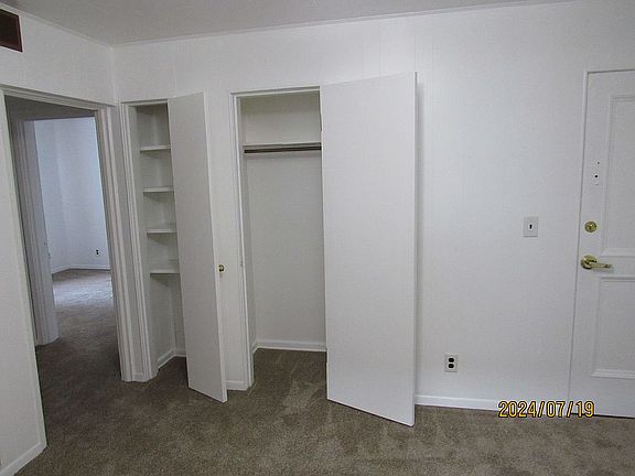 4th image of 51 Kenna Dr