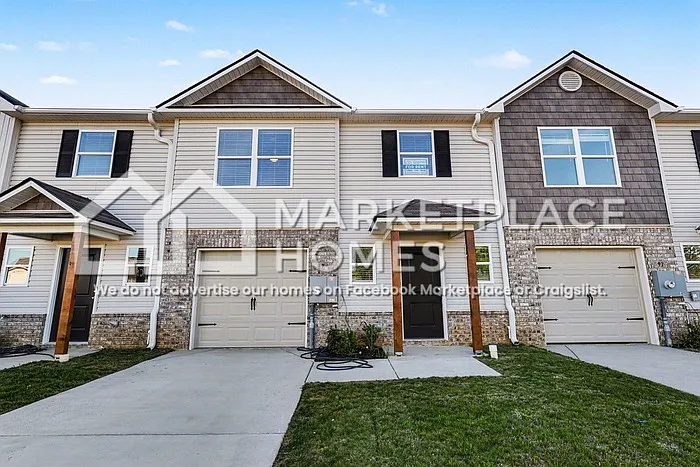 87 River Rock St — Photo 1