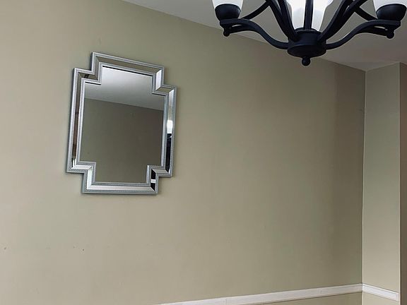 4th image of 1654 Amberwood Dr APT C
