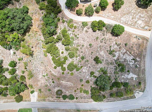 5th image of 290 Gauntlet LOT 586