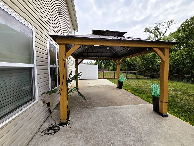 4213 Longfellow Dr — Photo 26