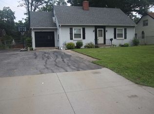 103 E Cox Dr, Fort Wayne, IN 46816