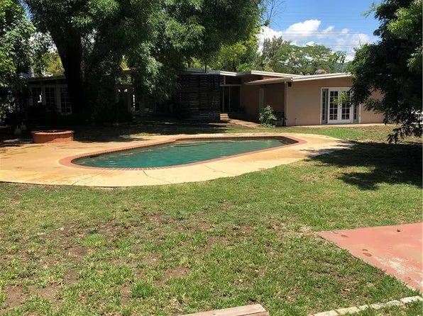 17800 Simonds St, Granada Hills, CA 91344