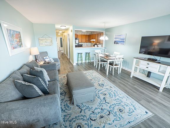 5th image of 1437 Fort Fisher Boulevard S Unit G1