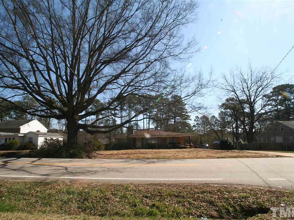 1st image of 425 Jones Franklin Rd
