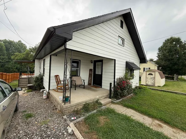 305 N Mill St, Winslow, IN 47598