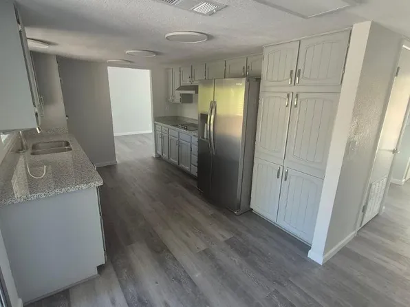 1010 Leisure World, Mesa, AZ 85206