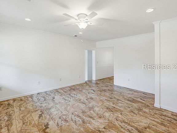 5th image of 2905 3rd St