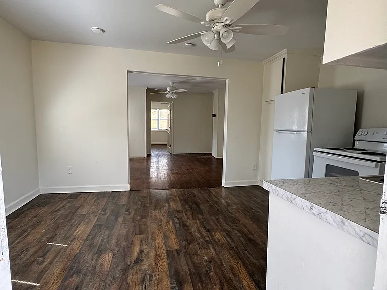 2440 The Great Rd #1 — Photo 3