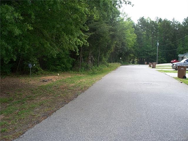 1st image of 0 Eastview Dr #44