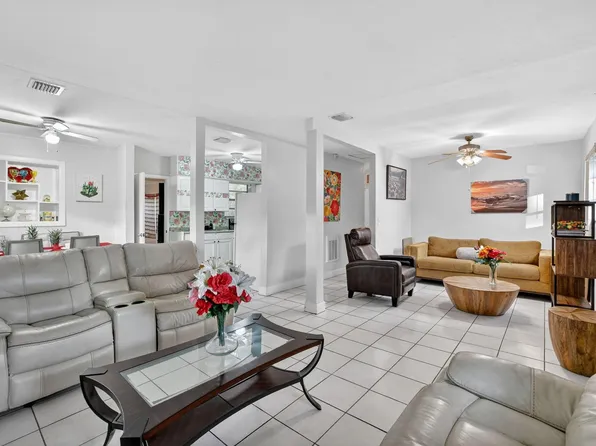 1525 NW 14th Court, Fort Lauderdale, FL 33311