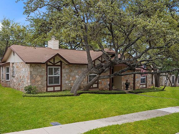 3rd image of 2526 Wilderness Hill